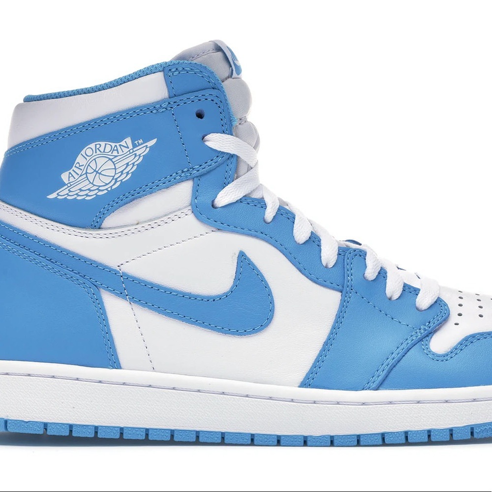 Air Jordan 1 Retro High OG “UNC”